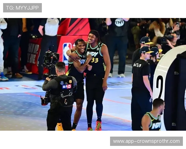 哈利伯顿挡拆组织拉开空间对比特雷杨更注重传导