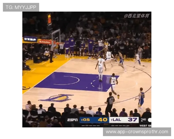 拉拽球衣判罚标准解析：裁判何时应吹犯规？